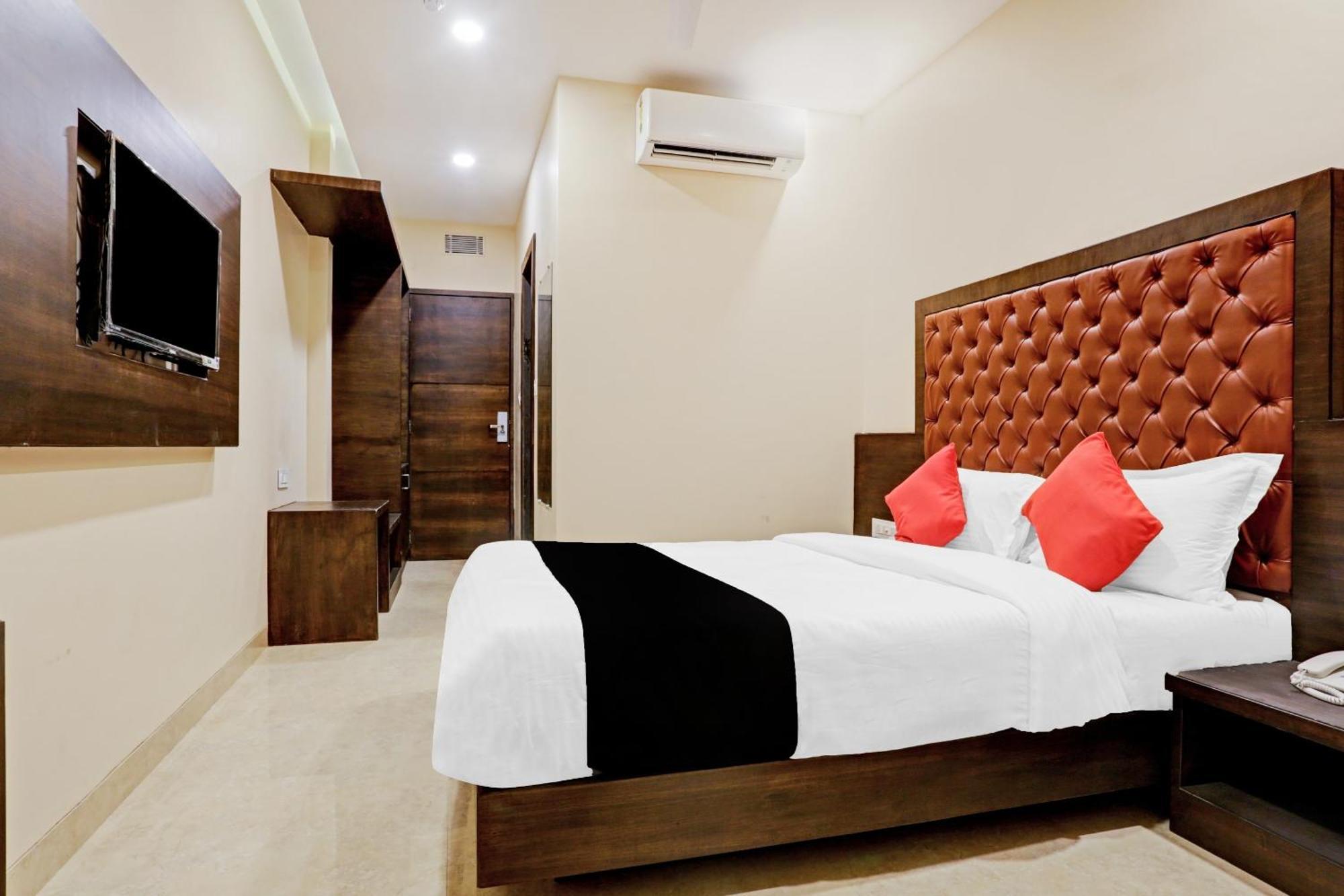 Capital O 80951 Hotel Vertigo Suite Bombay Esterno foto